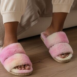 Nicole Miller Pink and Cream Fluffy Slippers